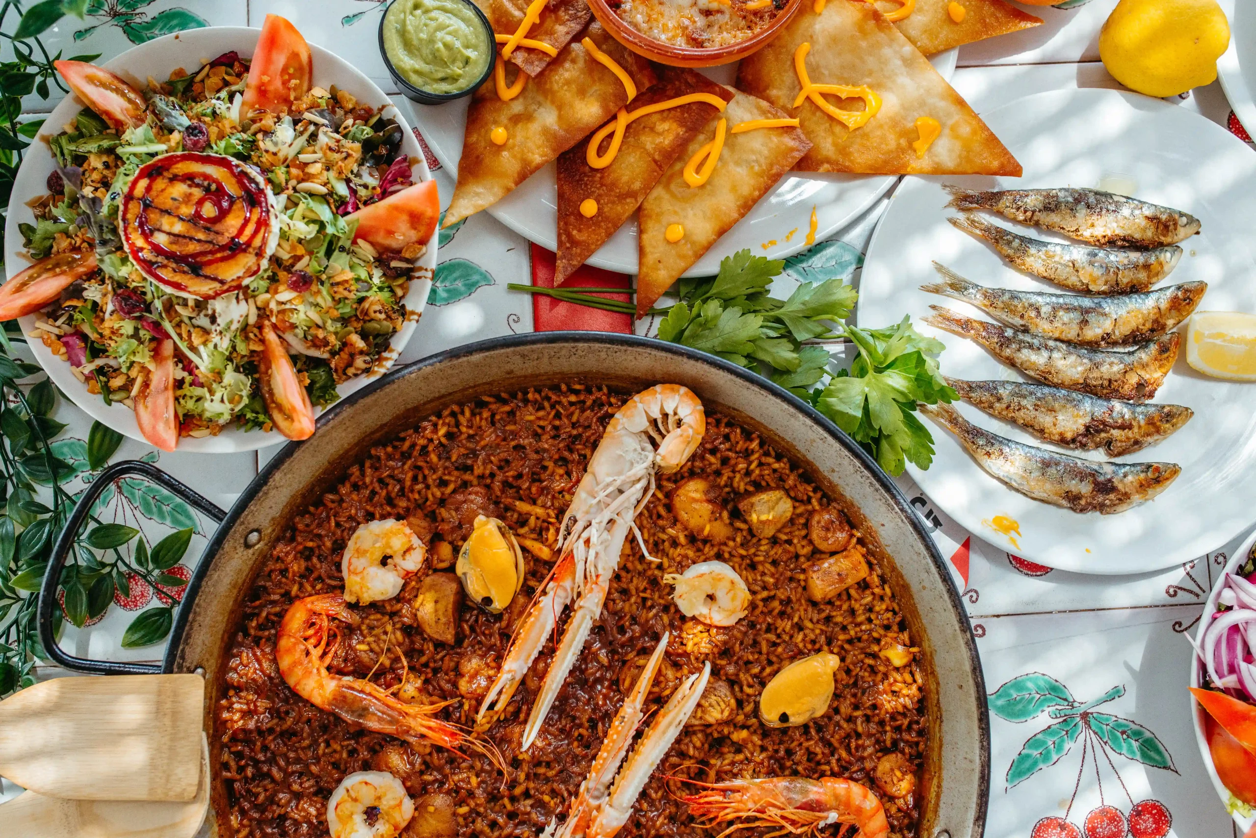 PAELLA Y APERITIVOS1